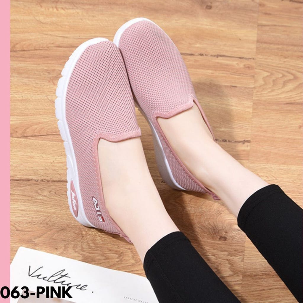 SEPATU WANITA MODEL TERPOPULER ZAMAN SEKARANG NYAMAN BAHAN CANVAS ELASTIS IMPORT 063