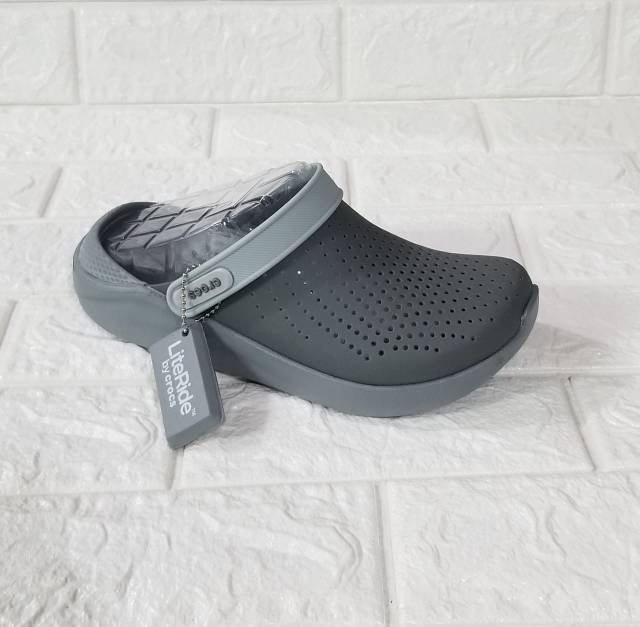 Sandal Crocs literide unisex / Crocs pria waita / Crocs Clog literide / Sandal crocs literide