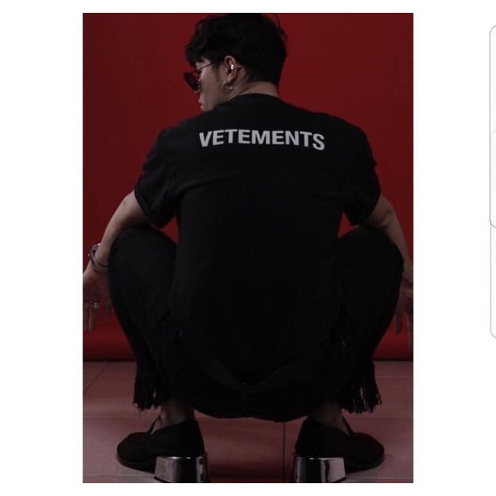 Kaos / Tshirt Vetements