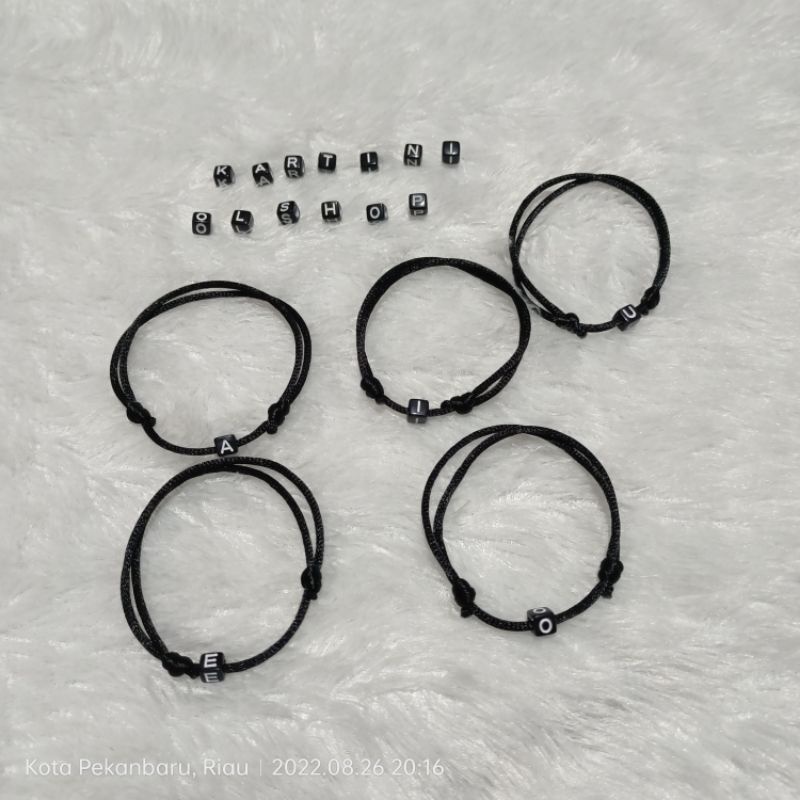 Gelang Nama Inisial Huruf/ Gelang Hitam Vintage Kekinian