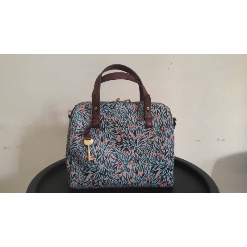 Preloved Tas Fossil Authentic