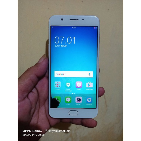 Oppo F1s bekas pakai normal ram 3/32 minus lcd tompel  hitam /  spot putih