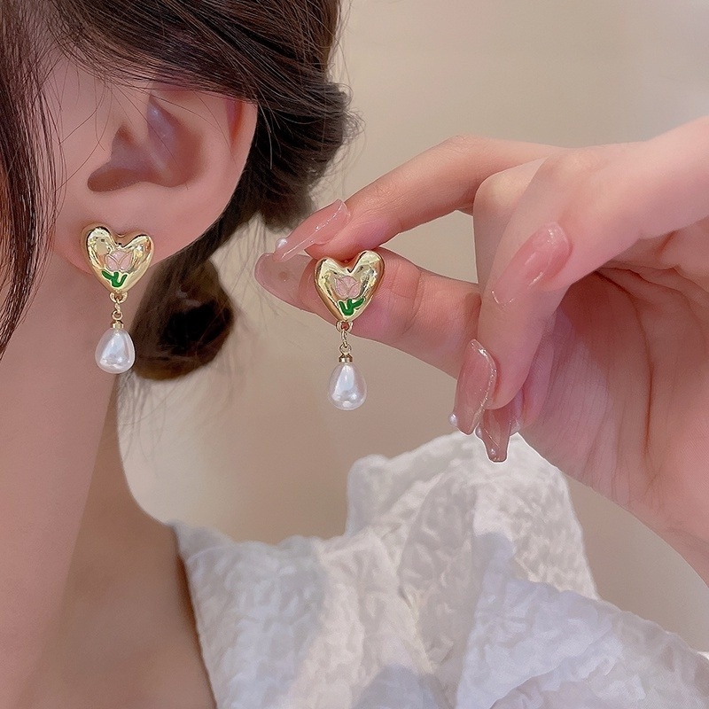 Anting Stud Desain Tulip Bahan S925 Silver Plated Gaya Korea Untuk Wanita