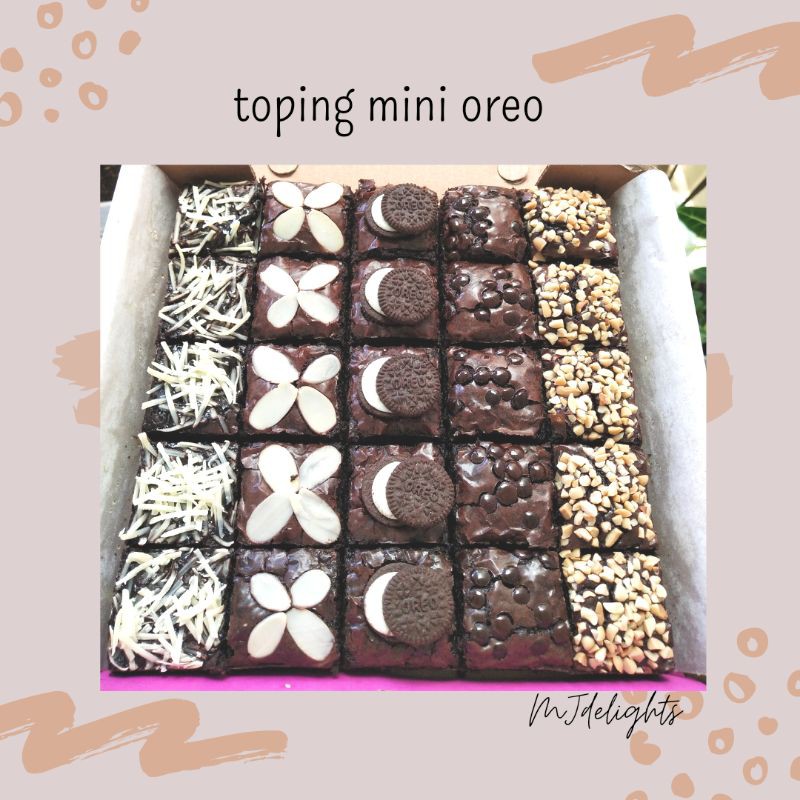 

brownies fudgy toping oreo mini
