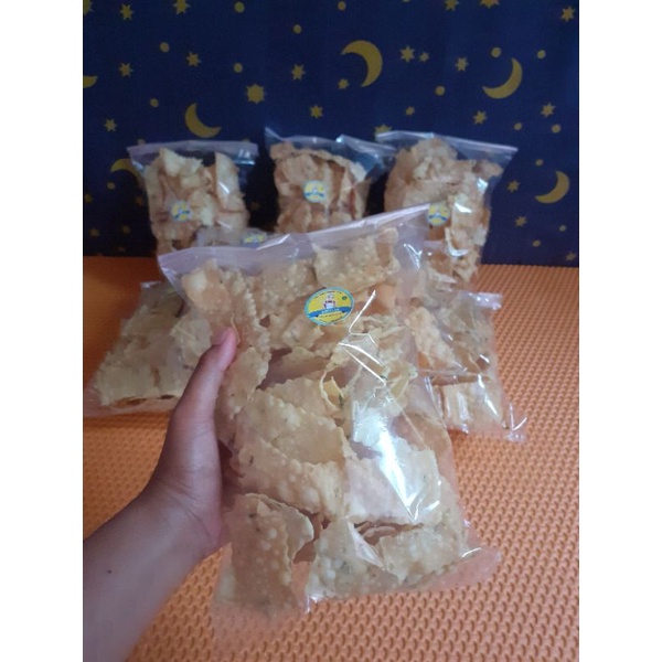 

Kue Bawang Gurih