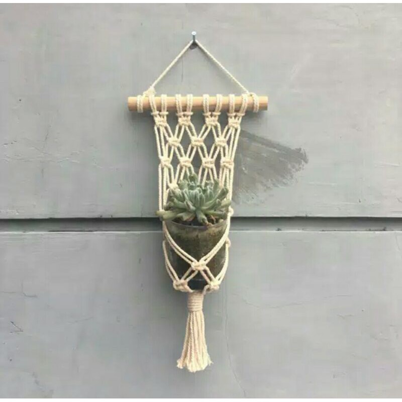 Macrame Plant Hanging (BUY 6 FREE 1)