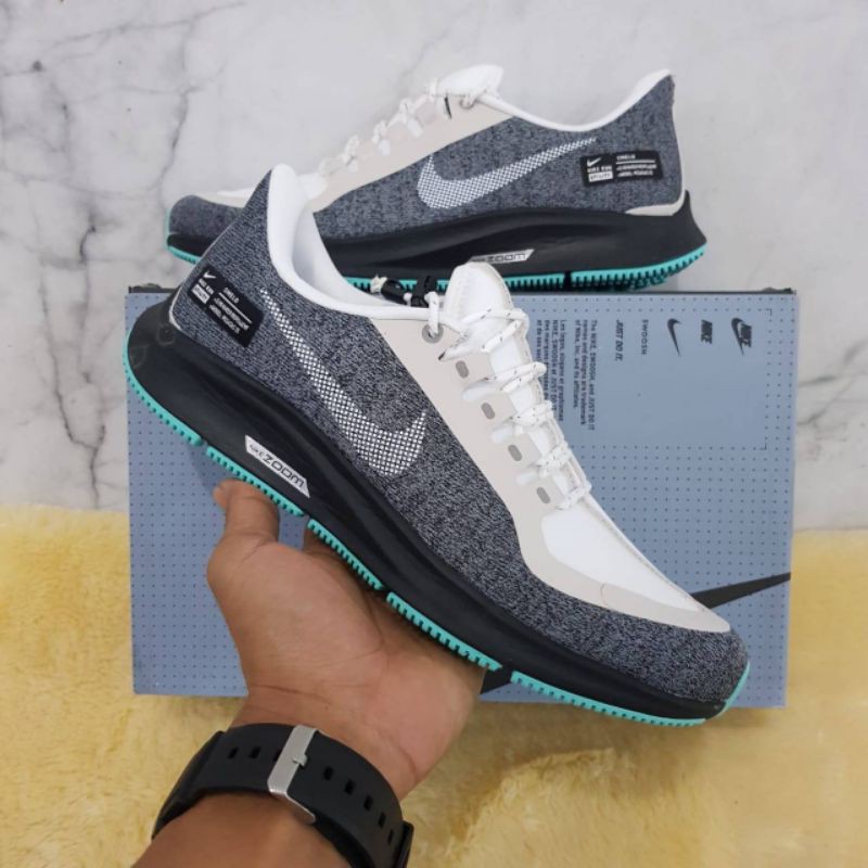 nike zoom turbo shield