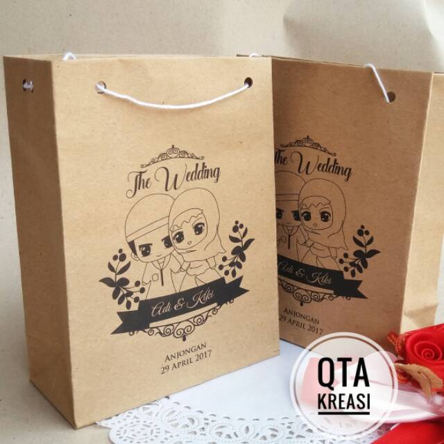 

Paper bag 12x5,5x16 cm