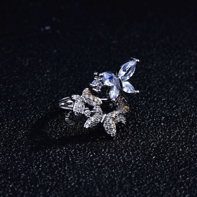 Personality Butterfly Shape White Moissanite Ring