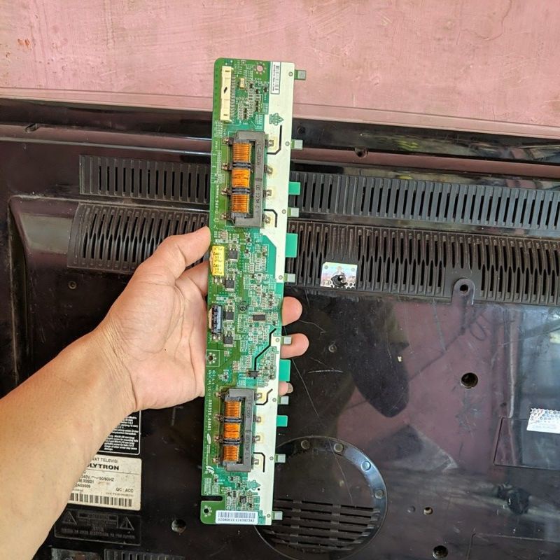 Ballast - inverter backlight lcd tv polytron PLM 32B21 PLM 32 M22 PLM 32M11 - 32T22 S - 32 inchi