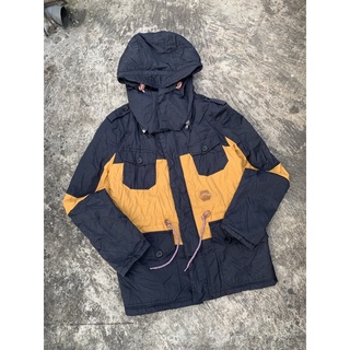 JAKET GUNUNG GORPCORE STYLE