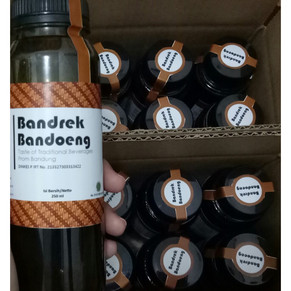 

Bandrek Bandoeng cair dalam botol khas Bandung oleh oleh