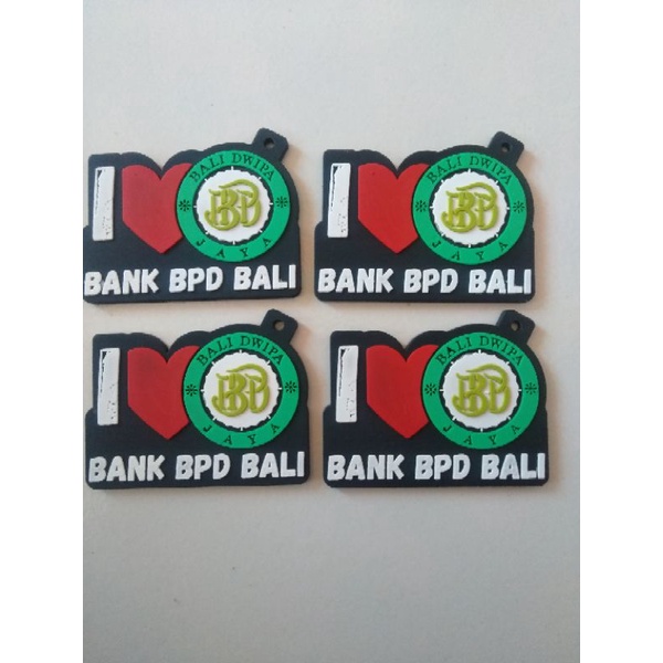 Gantungan kunci rubber custom