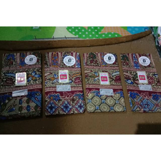 Selendang barut bayi / bedong bayi