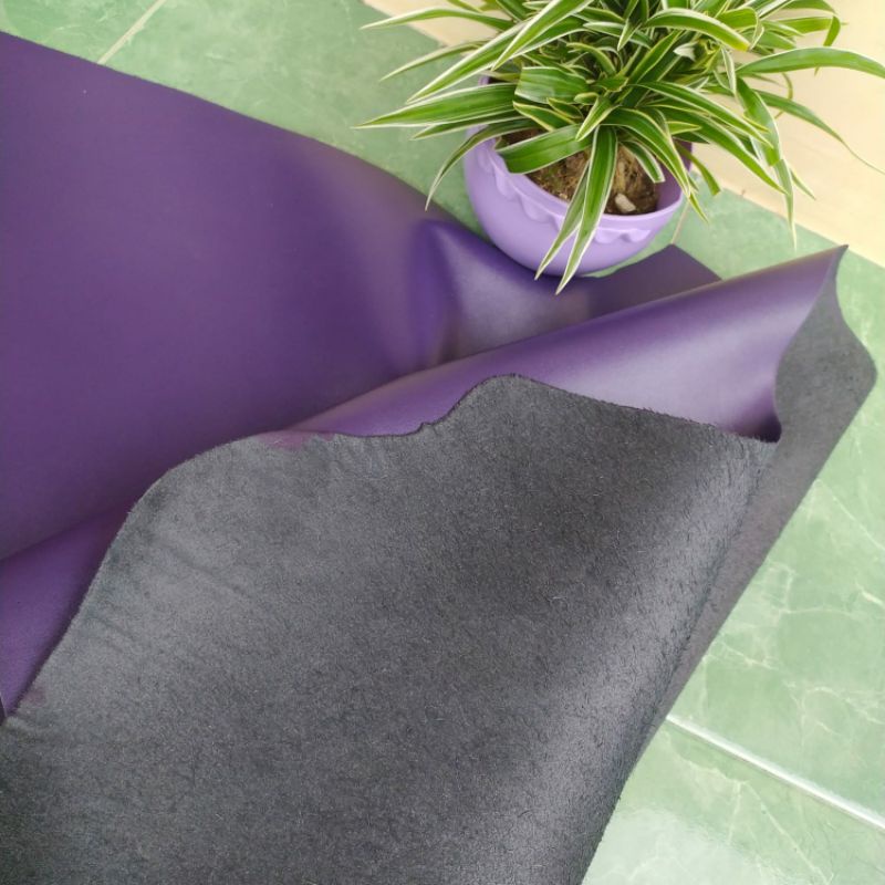 Kulit Sapi Pori / Fullgrain Warna Ungu 5 feet