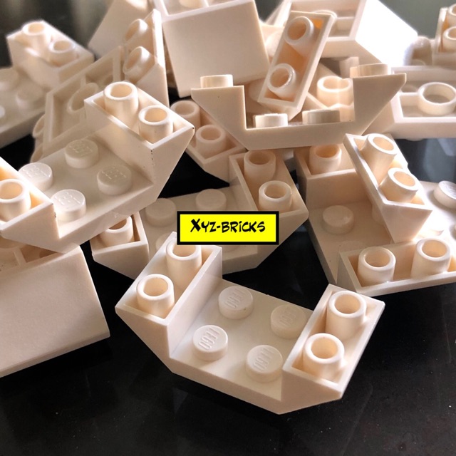 LEGO PARTS 4173943 - Roof Tile 2x4 Inverted White