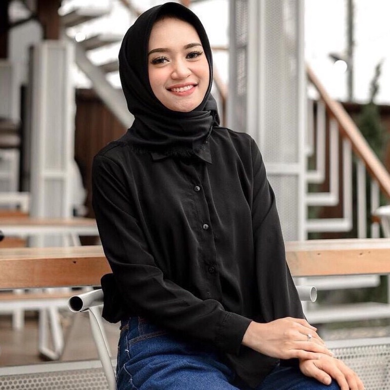 KEMEJA WANITA POLOS BASIC / GIOVANI SHIRT BASIC WANITA / KEMEJA POLOS CASUAL PUTIH KERJA / KEMEJA WANITA LENGAN PANJANG WOLFIS