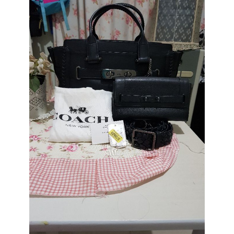 coach swagger 33 black