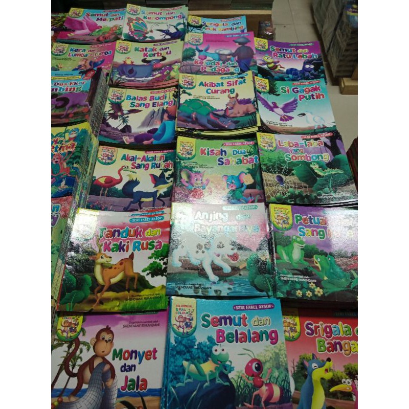 BUKU DONGENG SERI FABEL DAN SERI DONGENG BINATANG 19×19CM