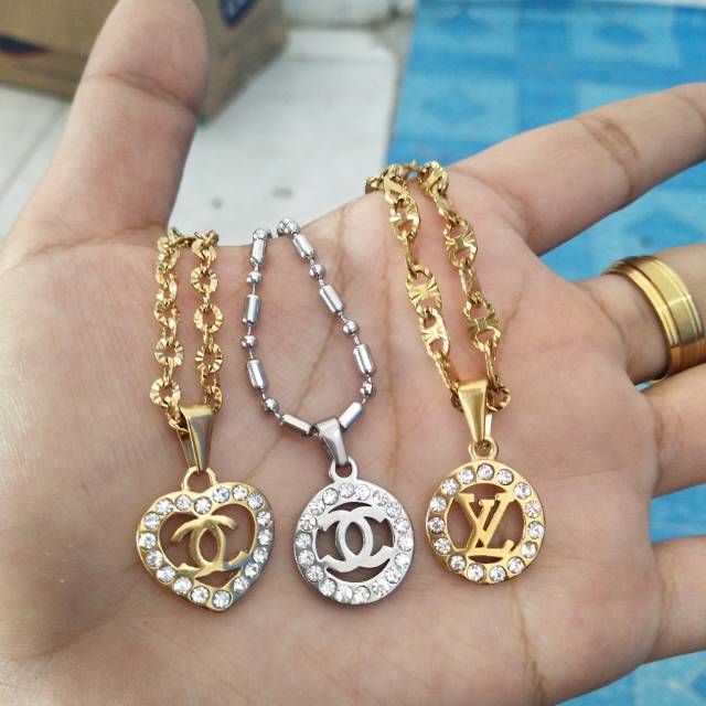 COD Kalung Liontin Chanel / LV Titanium - Gold / Silver