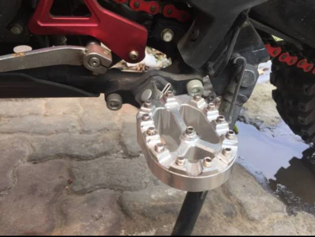 footstep depan crf 150&quot;model gerigi &quot;x break&quot;