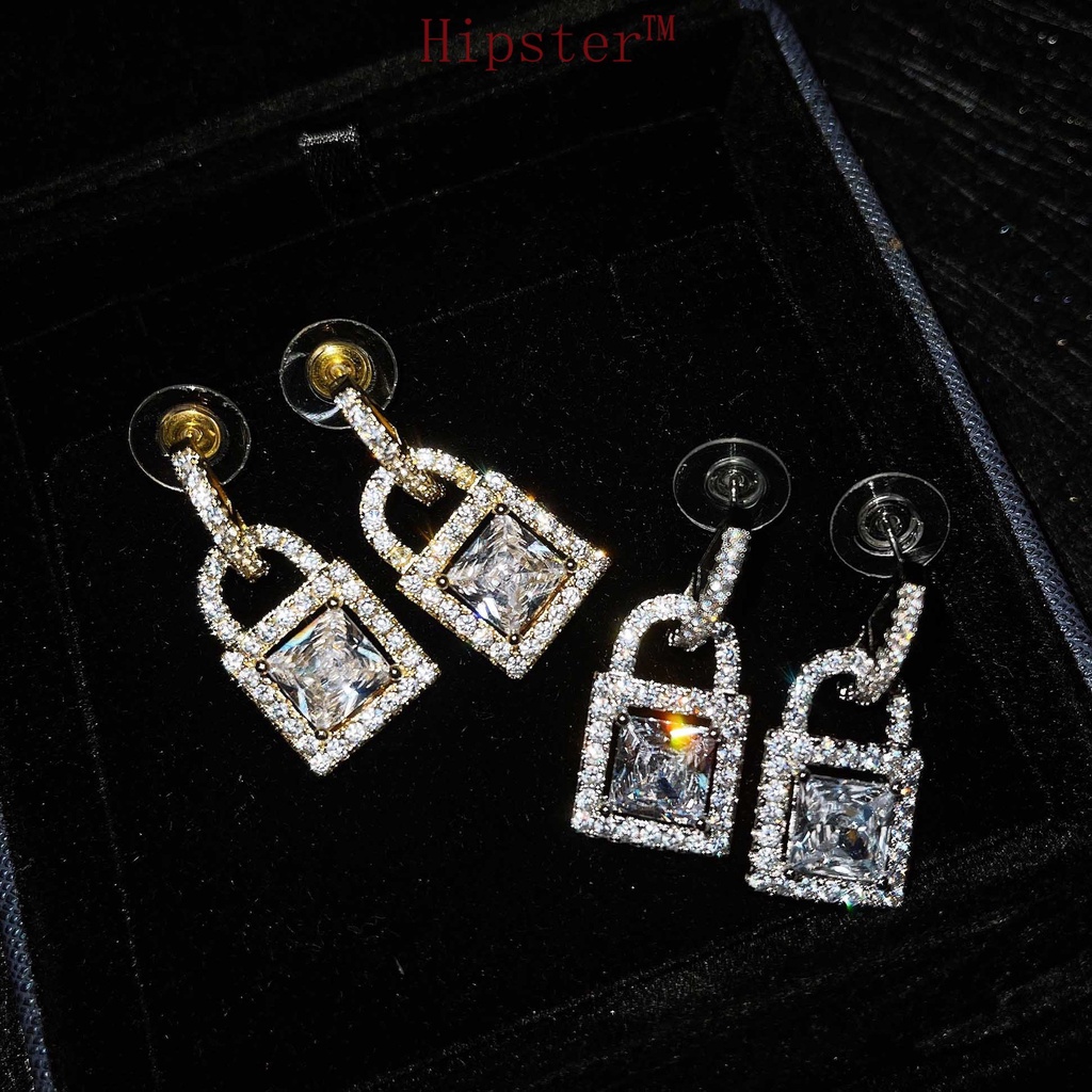 Hot Sale Fashion Design Cool Style Personality Ins Micro-Inlaid Diamond Lock Ear Studs