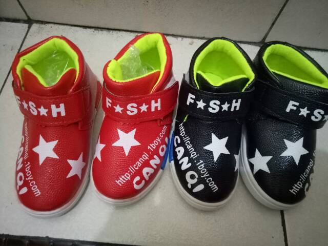 SEPATU ANAK/sepatu import/boot anak