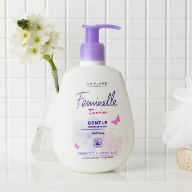 FEMINELLE Refreshing Soothing Teens Gentle Intimate Wash