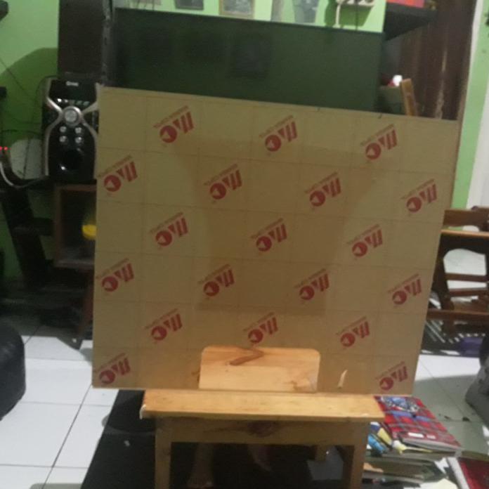 

Pembatas Meja 60X60X2Mm/Devider Akrilik