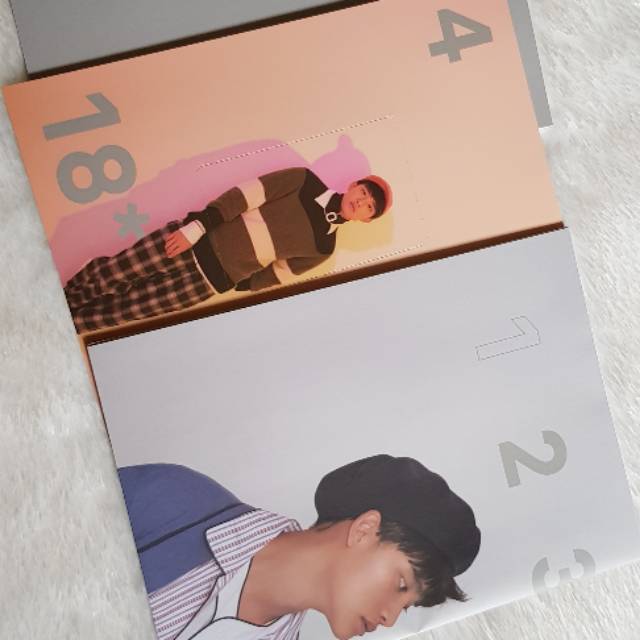 EXO Season Greeting 2018 (D.O only) + sticker