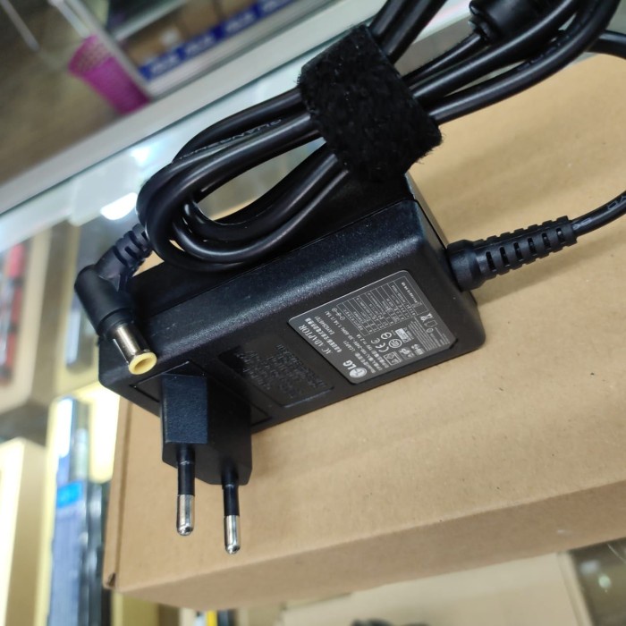 Adaptor Charger TV &amp; Monitor LG 19V - 2.1A Bergaransi