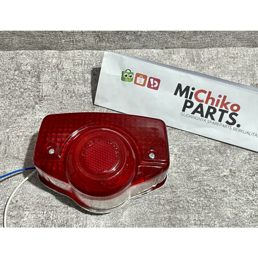 Lampu Stop Belakang CB100 CB125 Twin CB Dream Merah Komplit Bohlam CB 100 125