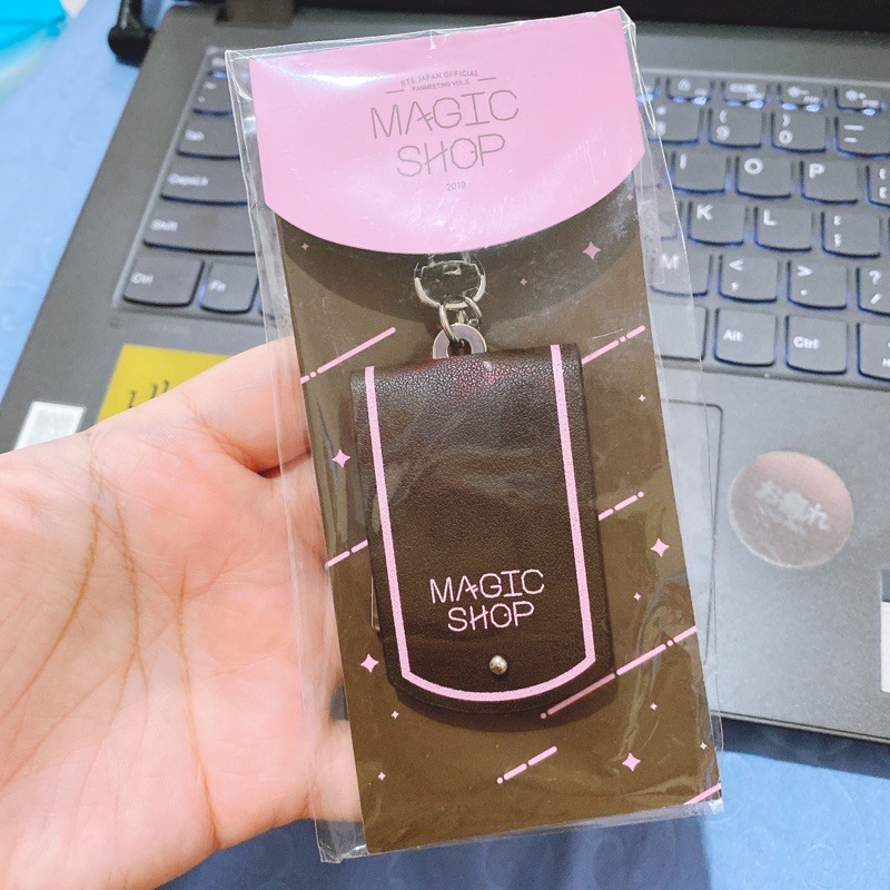 BTS JAPAN OFFICIAL JHOPE MAGIC SHOP KEYRING