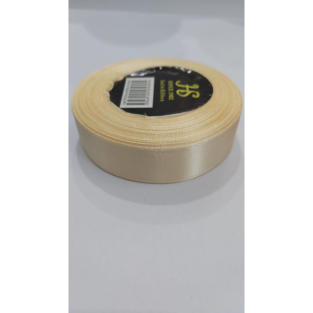 

Satin 2cm cream panjang 20 yard
