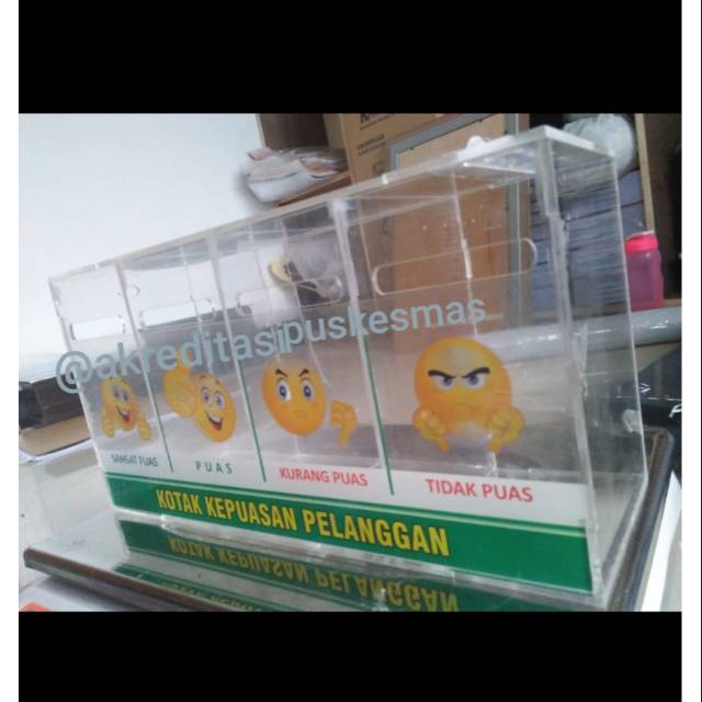 

Akrilik Kotak Kepuasan Pelanggan