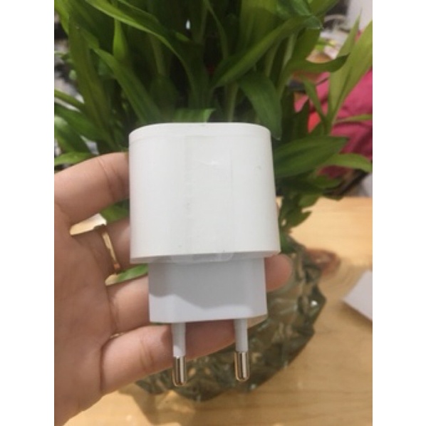 kepala charger / batok / Adaptor Adapter IOS 20W Fast Charging USB-C  Adapter ORIGINAL Charger IOS 8 Plus X XR XS Max OEM