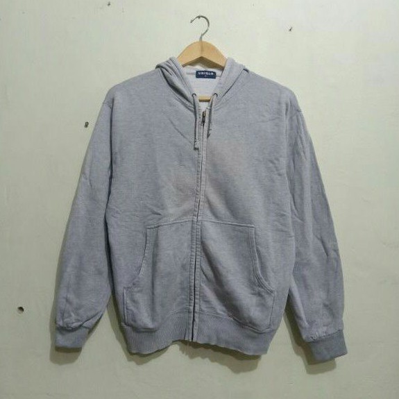 jaket zip hoodie UNIQLO abu abu fit M original preloved