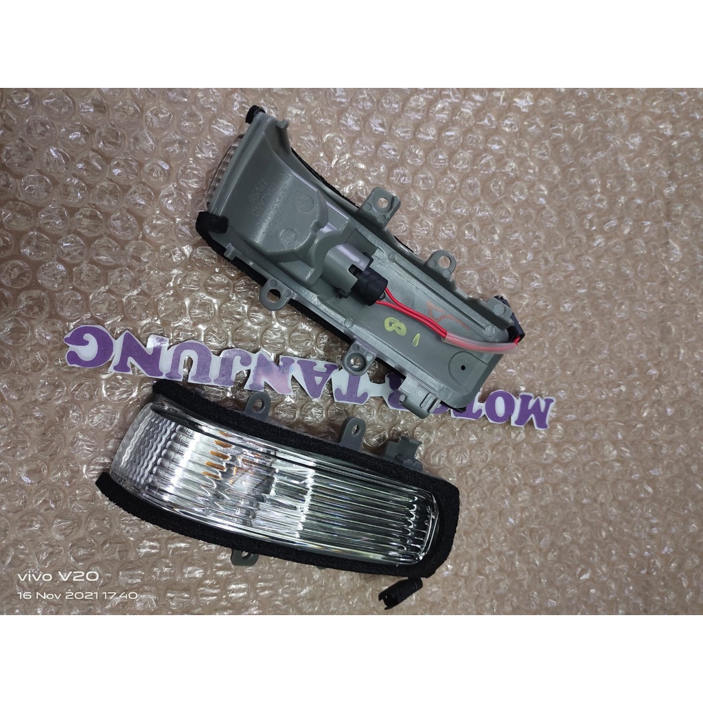 lampu sein spion toyota innova v luxury fortuner 2012-2015 tutup spion