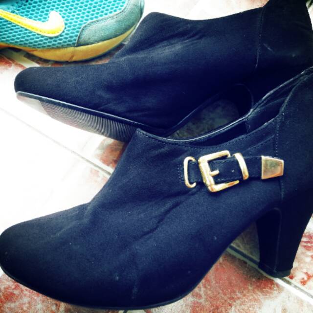 Boots leather