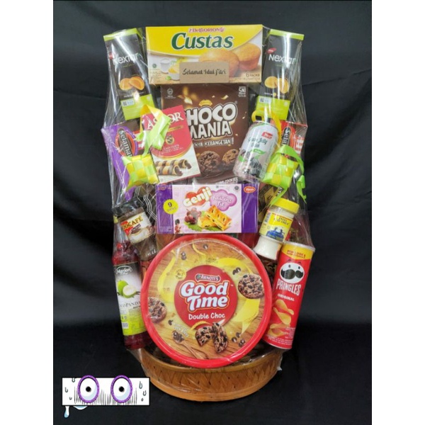 

parcel makanan lebaran(r)