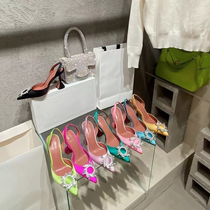 Amina muaddi sandal sepatu heels