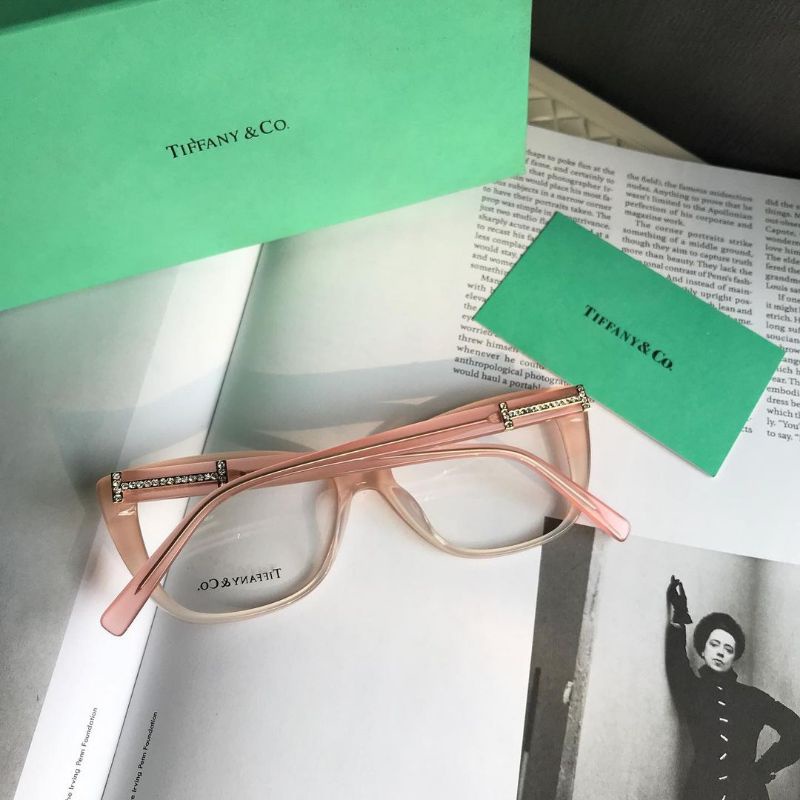 Tiffany & Co Peach Sunglasses Kacamata Premium