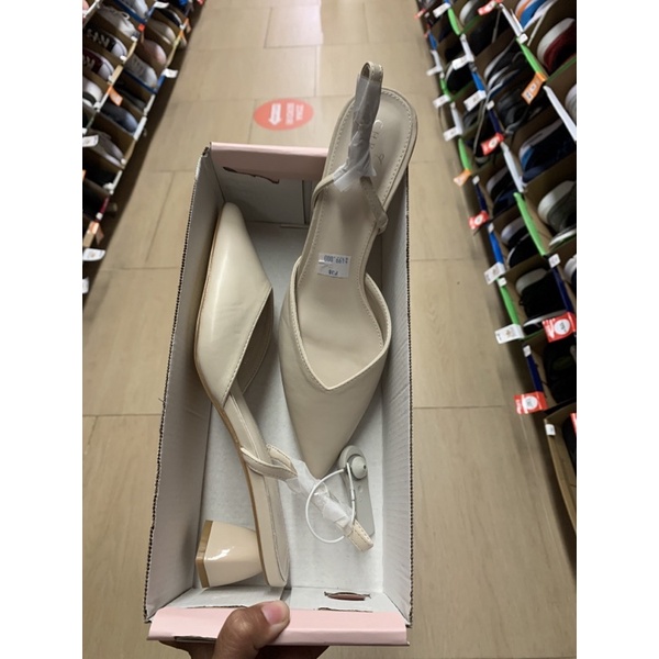 Chrissie Yvette off white payless heels