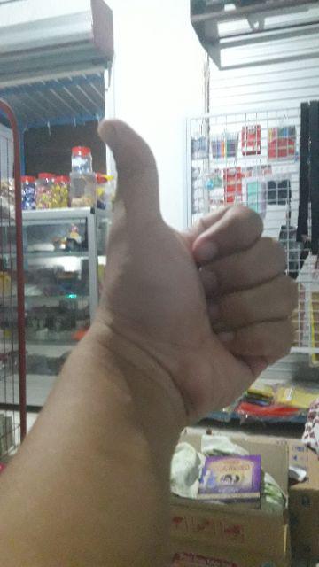 Wallpaper Dinding Bunga Merah Abu Kotak