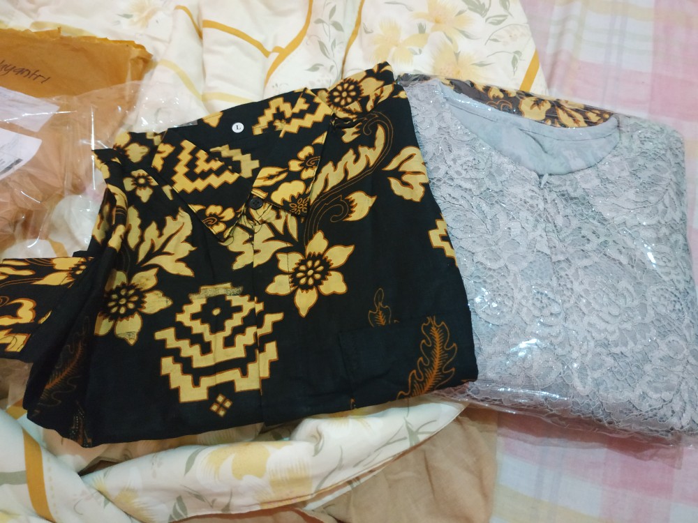 Maura Couple - Sania Ruffle Batik Couple Namira _ Couple Batik 2564 Sumber Urip