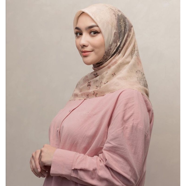 ulos scraf soil brown by wearing klamby