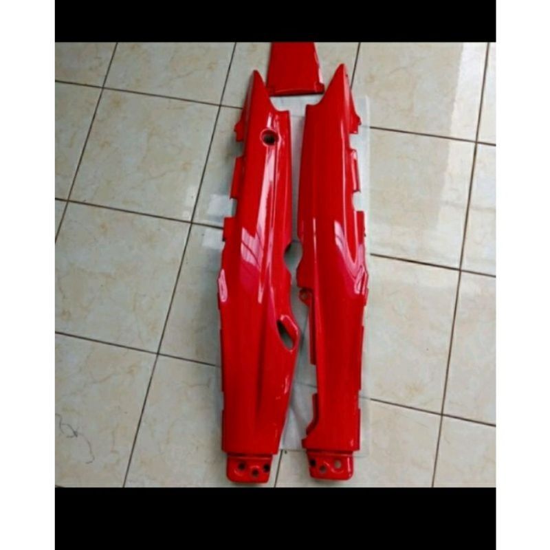 cover body vega r lama merah