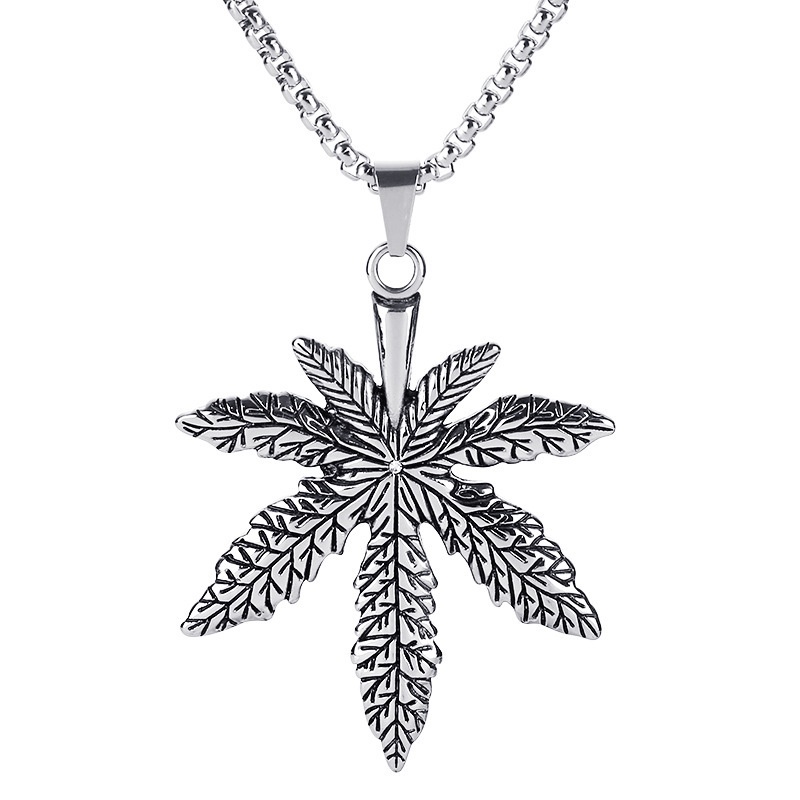 Kalung Daun maple Pria Titanium steel Anti Karat hip hop hiphop Street leaf pendant Cowok Serbaguna Pria Trendi