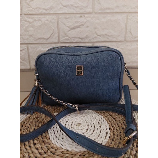 Preloved sling bag Elegance