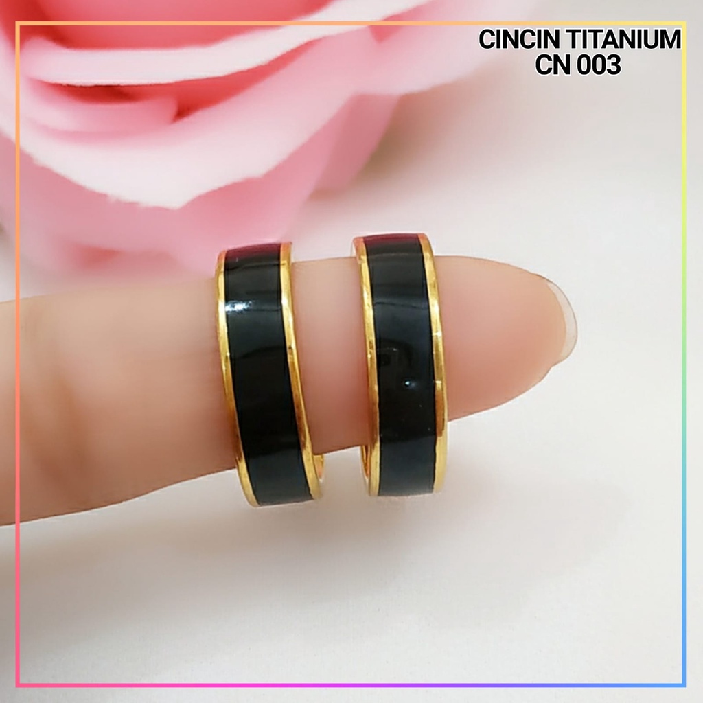 Cincin Titanium/stainless steel couple harga/1biji cincin dewasa kombinasi gold dan black permata lapis emas gold CN 003